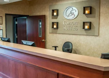 Comfort Suites Portland Southwest hotel thumbnail 6