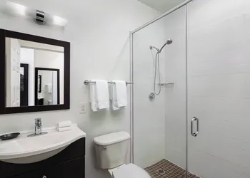 Residence Inn by Marriott Philadelphia Center City hotel thumbnail 7