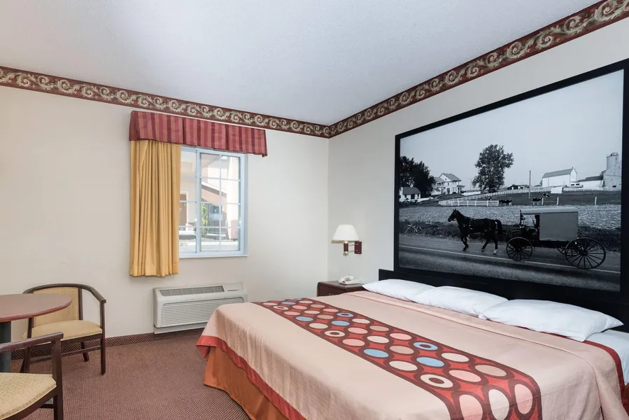 Super 8 by Wyndham Harrisburg Hershey North hotel detail image 6
