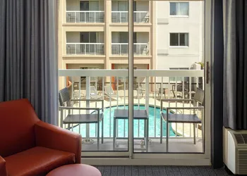 Courtyard by Marriott Myrtle Beach Broadway hotel thumbnail 7