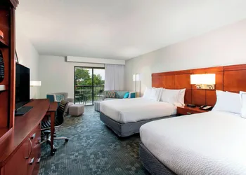 Courtyard by Marriott Myrtle Beach Barefoot Landing hotel thumbnail 7