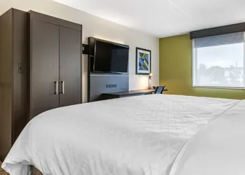 Holiday Inn Express Jonestown - Ft. Indiantown Gap by IHG hotel thumbnail 7