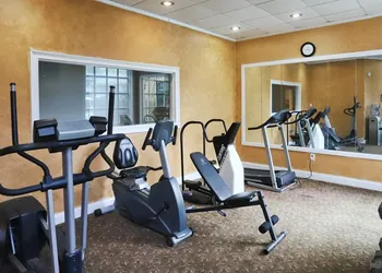 Greenville Inn and Suites hotel thumbnail 8