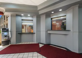 Knights Inn Philadelphia hotel thumbnail 4