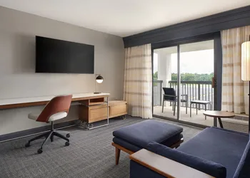 Courtyard by Marriott Florence hotel thumbnail 6