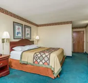 Super 8 by Wyndham Piedmont Greenville Area hotel detail image 5