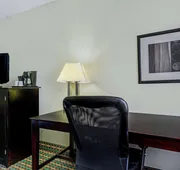 La Quinta Inn by Wyndham Columbia SE / Fort Jackson hotel detail image 5