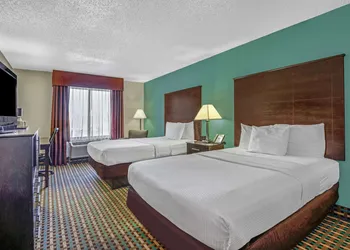 La Quinta Inn by Wyndham Columbia SE / Fort Jackson hotel thumbnail 6