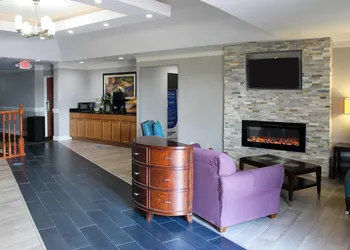 Quality Inn Crossville Near Cumberland Mountain State Park hotel thumbnail 5