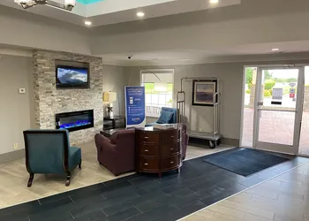 Quality Inn Crossville Near Cumberland Mountain State Park hotel thumbnail 6