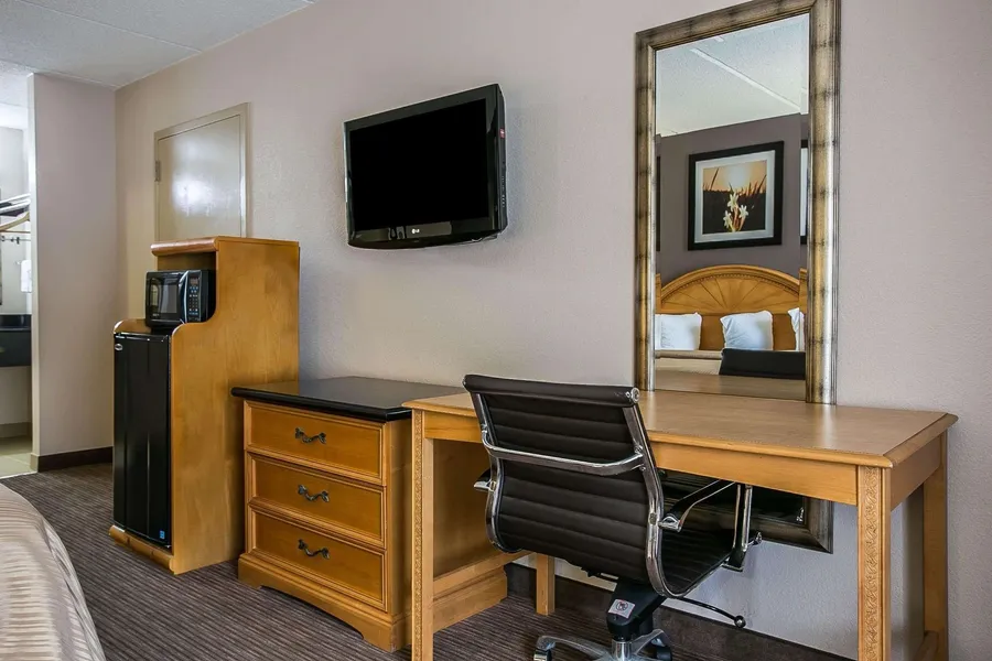 Quality Inn Hartsville hotel detail image 6