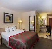 Ramada by Wyndham Sioux Falls hotel detail image 5