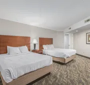 Crossroads Inn & Suites hotel detail image 4