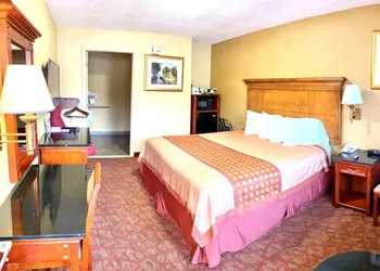 Rodeway Inn Goodlettsville South hotel thumbnail 5