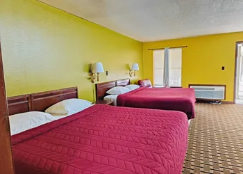Victorian Inn hotel thumbnail 7
