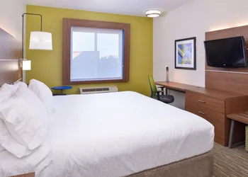Holiday Inn Express & Suites Abilene by IHG hotel thumbnail 3