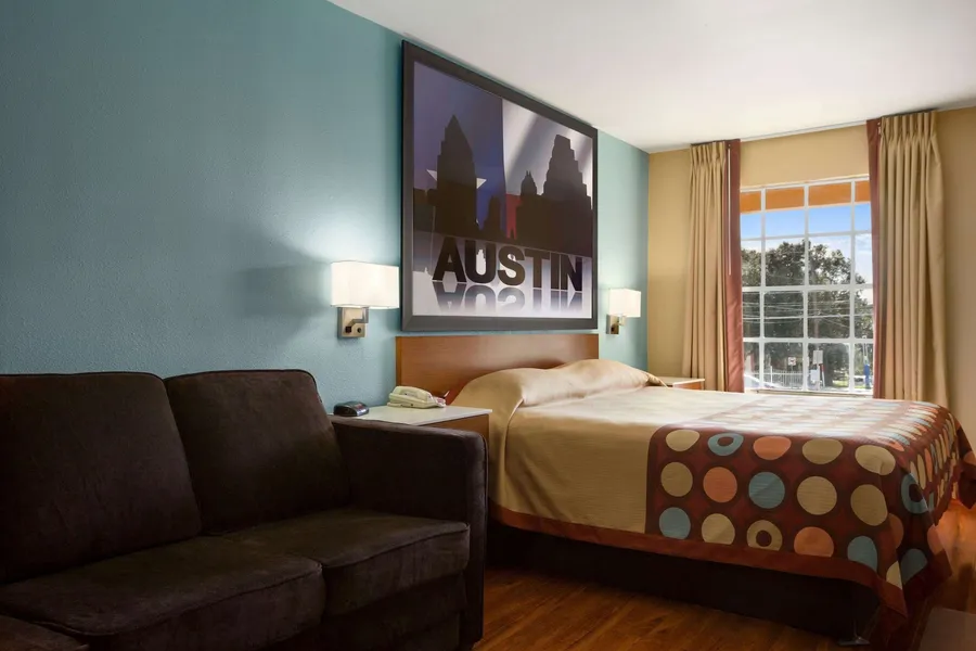 Super 8 by Wyndham Austin Downtown/Capitol Area hotel detail image 6