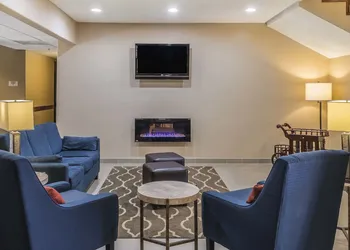 Comfort Inn Edinburg South hotel thumbnail 5