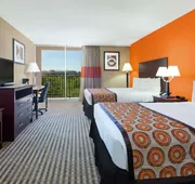 Howard Johnson by Wyndham Arlington Ballpark / Six Flags hotel detail image 7