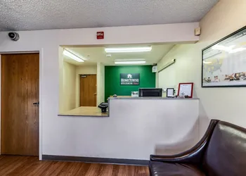 HomeTowne Studios by Red Roof Austin hotel thumbnail 2