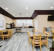 Sapphire Inn & Suites hotel detail image 4