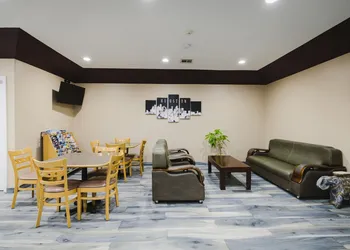 Sapphire Inn & Suites hotel thumbnail 7