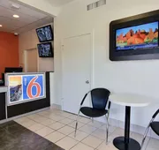 Motel 6 Austin, TX - Central Downtown UT hotel detail image 4