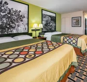 Super 8 by Wyndham Farmers Branch/North Dallas hotel detail image 3