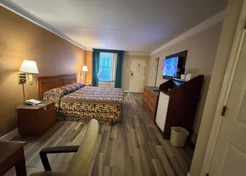 America's Inn Sugarland Stafford hotel thumbnail 5