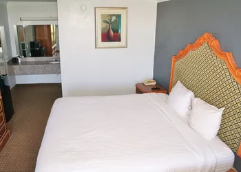 Hotel elev8 hotel thumbnail 8