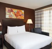 DoubleTree by Hilton Dallas - Market Center hotel detail image 7