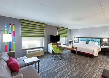 Hampton Inn & Suites Houston-Bush Intercontinental Aprt hotel thumbnail 7