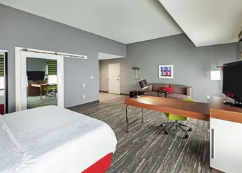 Hampton Inn & Suites Houston-Bush Intercontinental Aprt hotel thumbnail 8