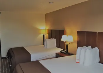 Super 8 by Wyndham Harlingen TX hotel thumbnail 6