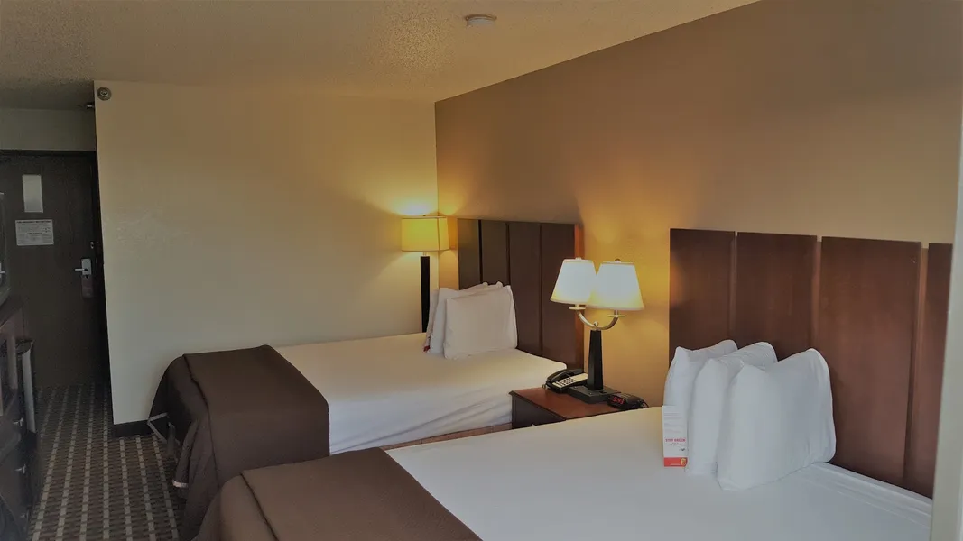 Super 8 by Wyndham Harlingen TX hotel detail image 6