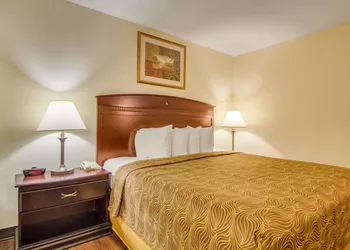 MainStay Suites Texas Medical Center/Reliant Park hotel thumbnail 5