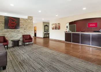 Red Roof Inn Fort Worth – Saginaw hotel thumbnail 4