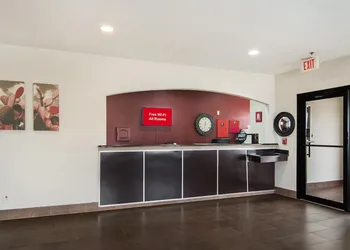 Red Roof Inn Fort Worth – Saginaw hotel thumbnail 6