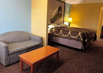 Quality Inn Montgomery - Lake Conroe hotel thumbnail 8