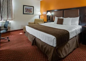 Baymont by Wyndham Lubbock hotel thumbnail 6