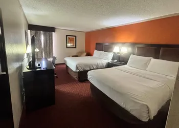 Baymont by Wyndham Lubbock hotel thumbnail 8