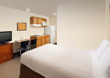 WoodSpring Suites Midland hotel thumbnail 7