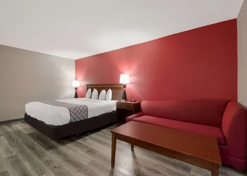 SureStay Plus Hotel by Best Western San Antonio North hotel thumbnail 4