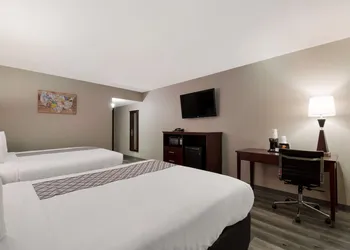 SureStay Plus Hotel by Best Western San Antonio North hotel thumbnail 6