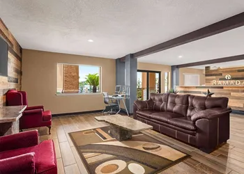 Ramada by Wyndham San Antonio Near SeaWorld/Lackland AFB hotel thumbnail 2