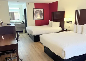 Ramada by Wyndham San Antonio Near SeaWorld/Lackland AFB hotel thumbnail 6