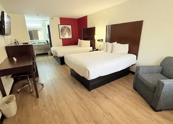 Ramada by Wyndham San Antonio Near SeaWorld/Lackland AFB hotel thumbnail 7