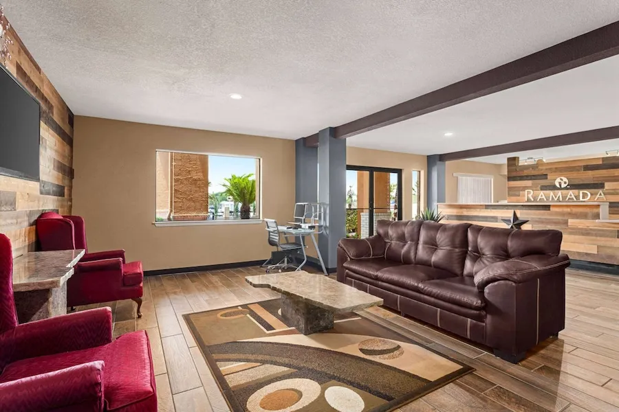 Ramada by Wyndham San Antonio Near SeaWorld/Lackland AFB hotel detail image 2