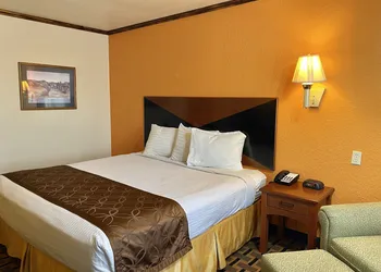 Green Bird Inn hotel thumbnail 3