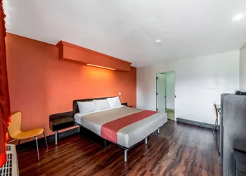 Motel 6 San Antonio, Tx - Frost Bank Center hotel thumbnail 5